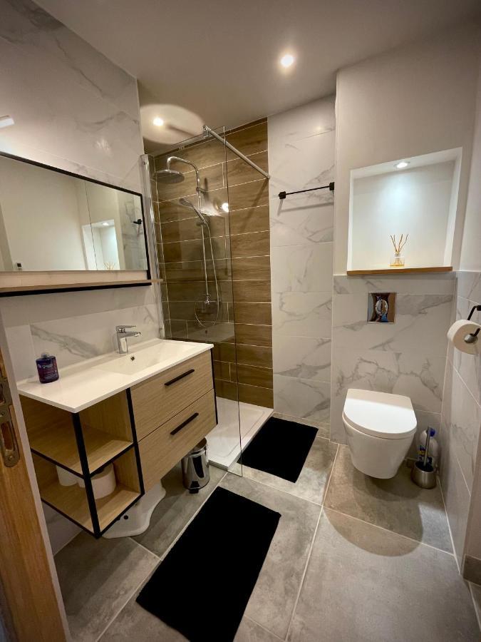 Tres Bel Appartement Central, Au Calme Avec Balneo Perpinhã Exterior foto