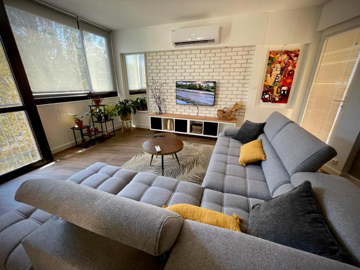 Tres Bel Appartement Central, Au Calme Avec Balneo Perpinhã Exterior foto